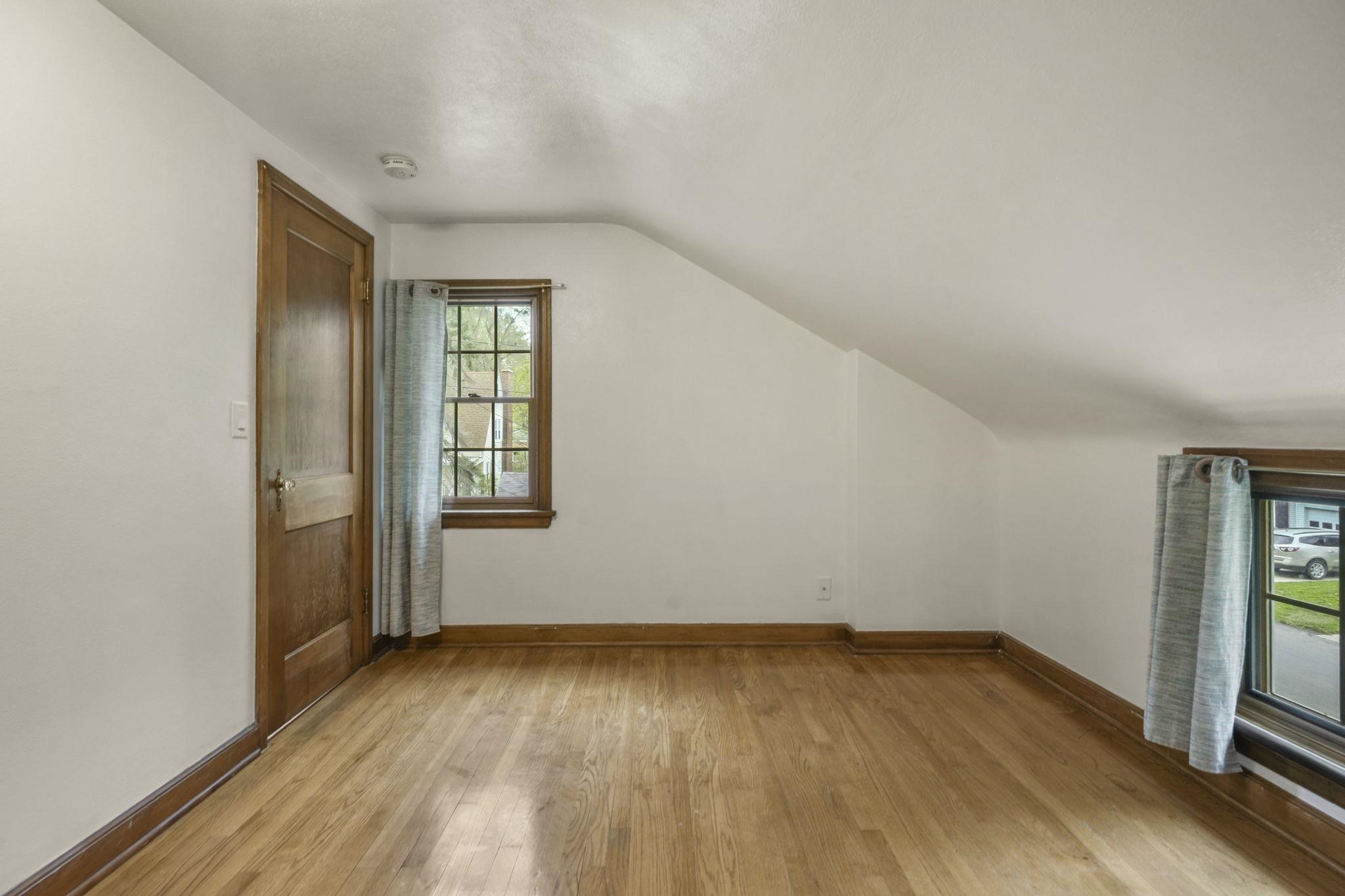 1502 Farragut Street Madison, WI 53704 - Photo 26 of 56