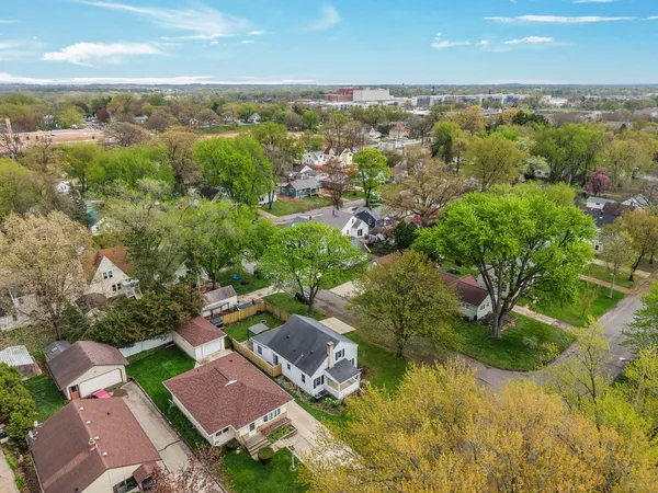 $415,000 | 1502 Farragut Street, Madison, WI 53704