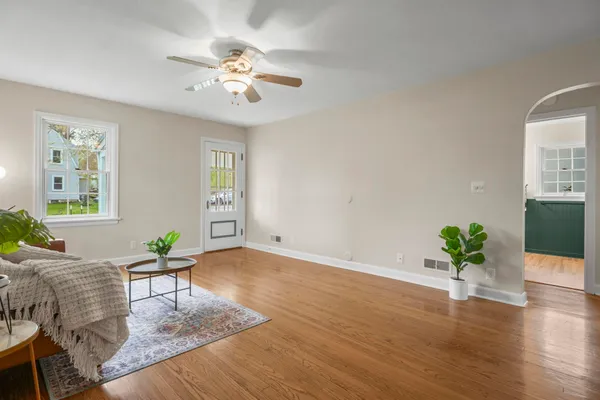 $415,000 | 1502 Farragut Street, Madison, WI 53704