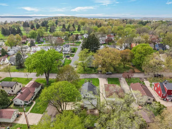$415,000 | 1502 Farragut Street, Madison, WI 53704