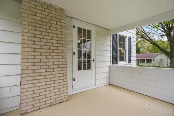$415,000 | 1502 Farragut Street, Madison, WI 53704