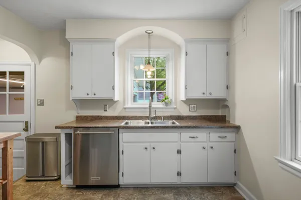 $415,000 | 1502 Farragut Street, Madison, WI 53704