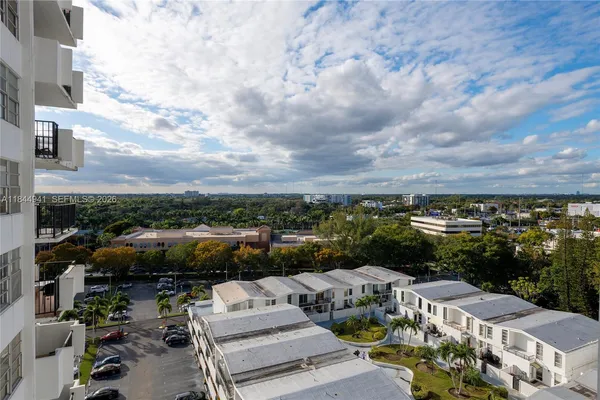 $2,350 | 2750 Northeast 183rd Street, Unit 1207, Aventura, FL 33160