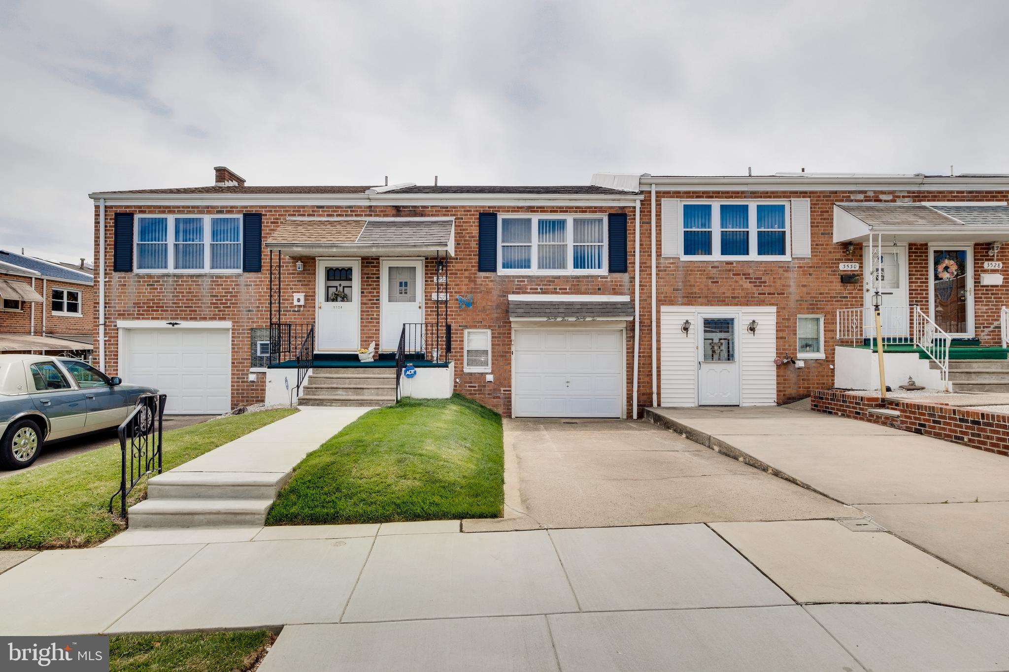 3532 Oakhill Road Philadelphia, PA 19154 - Photo 2 of 32 New Cement