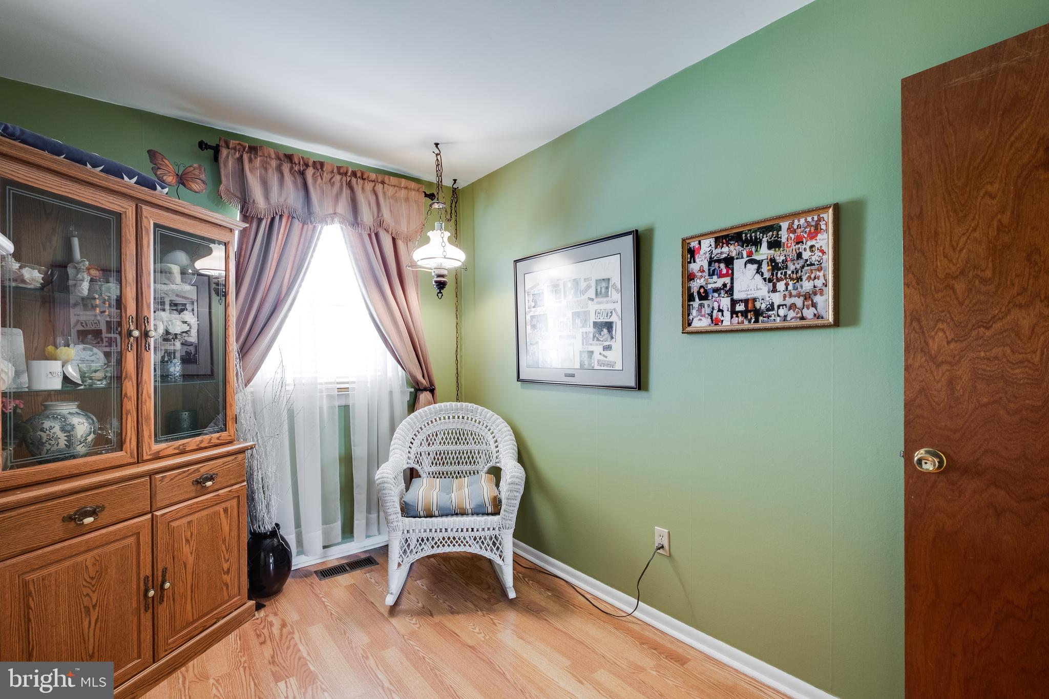 3532 Oakhill Road Philadelphia, PA 19154 - Photo 17 of 32 2nd Bedroom
