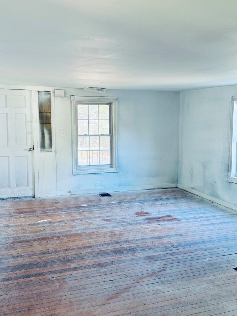 92 Meadow Street Rutland, VT 05701 - Photo 7 of 12 Gallery Image 7