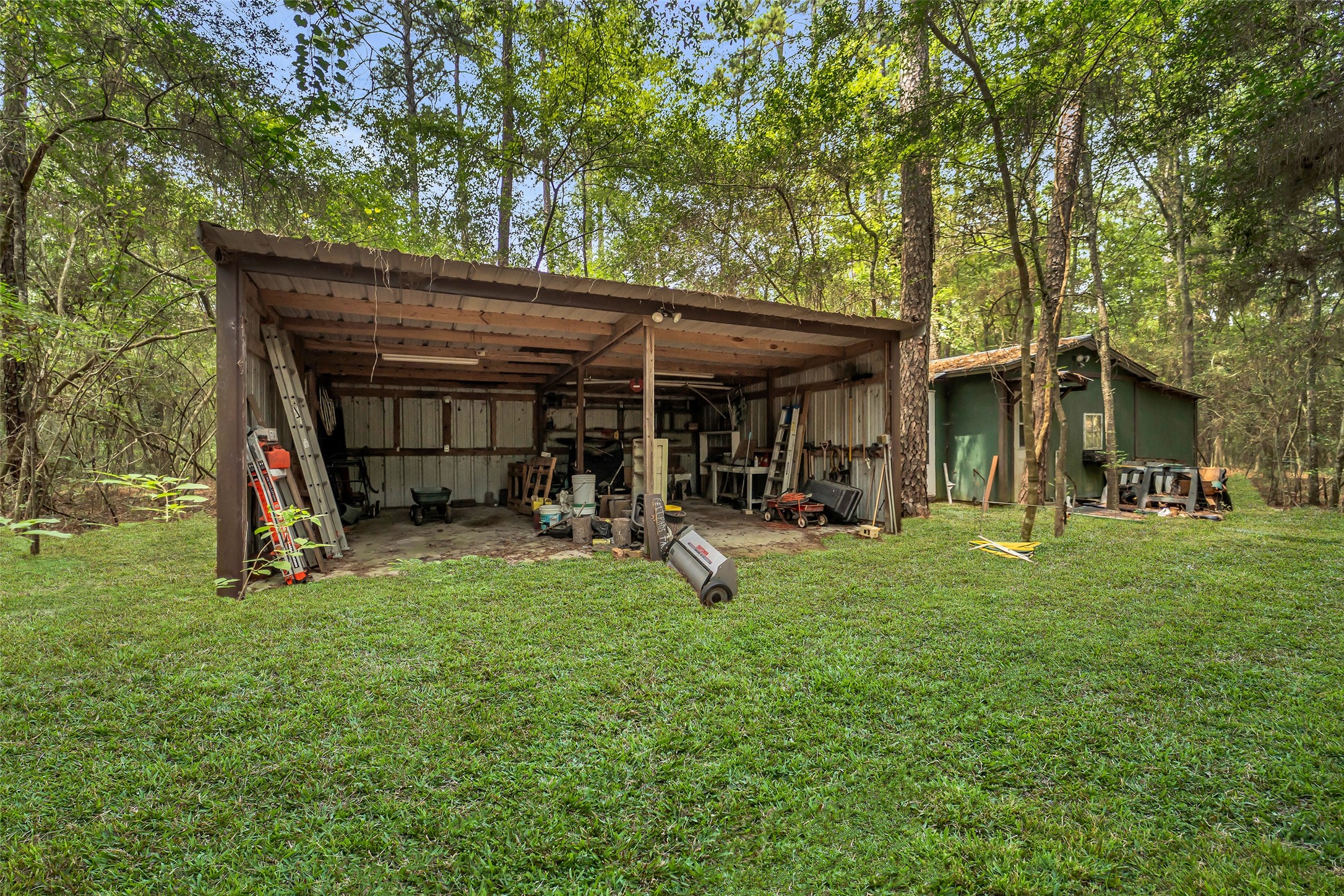 16338 Grand Flower Road Plantersville, TX 77363 - Photo 13 of 25