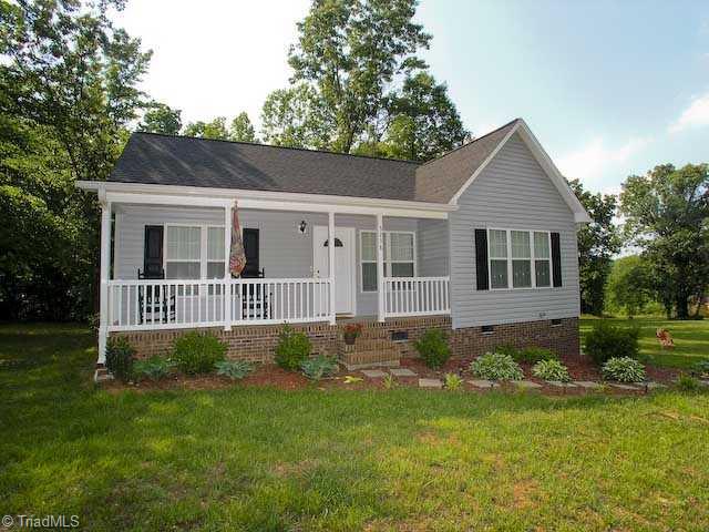 5328 Ridge Road Seagrove, NC 27341 - Photo 1 of 16 Exterior Front.