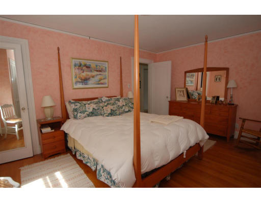 48 Kenilworth Road Arlington, MA 02476 - Photo 14 of 25 Gallery Image 14