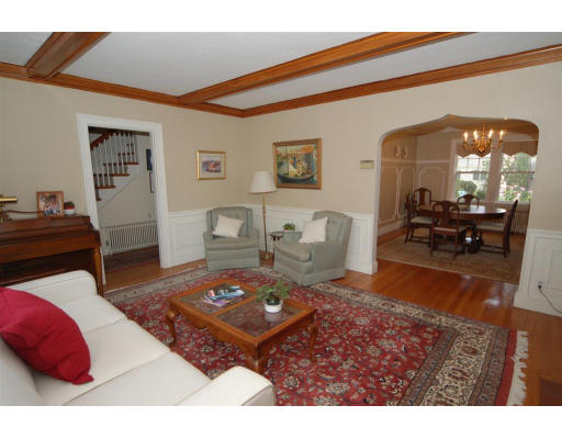 48 Kenilworth Road Arlington, MA 02476 - Photo 5 of 25 Gallery Image 5