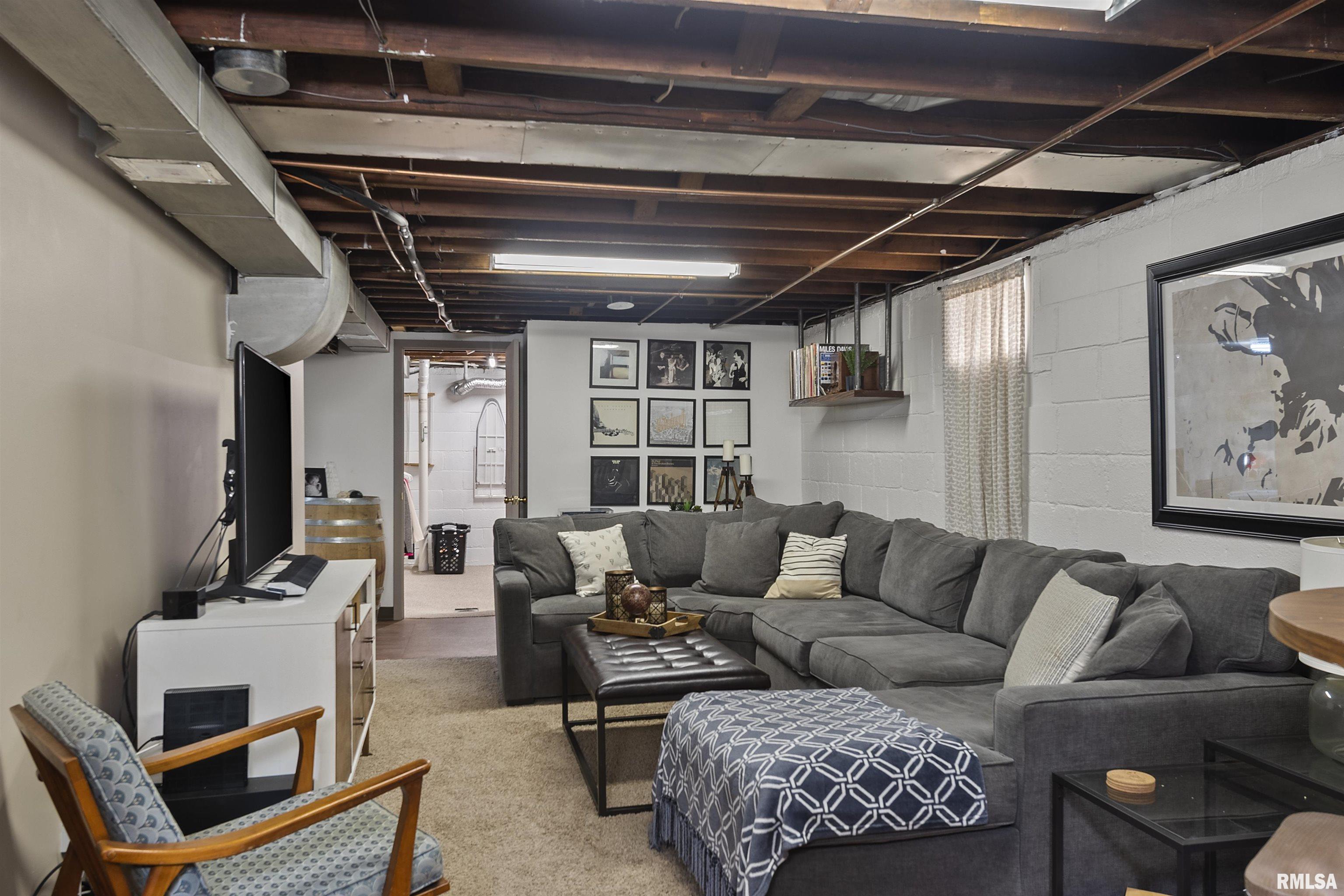 2057 South State Street Springfield, IL 62704 - Photo 40 of 51 Gallery Image 40