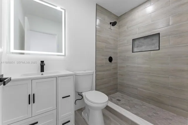 $1,750 | 2610 Northwest 83rd Avenue, Unit B, Sunrise, FL 33322