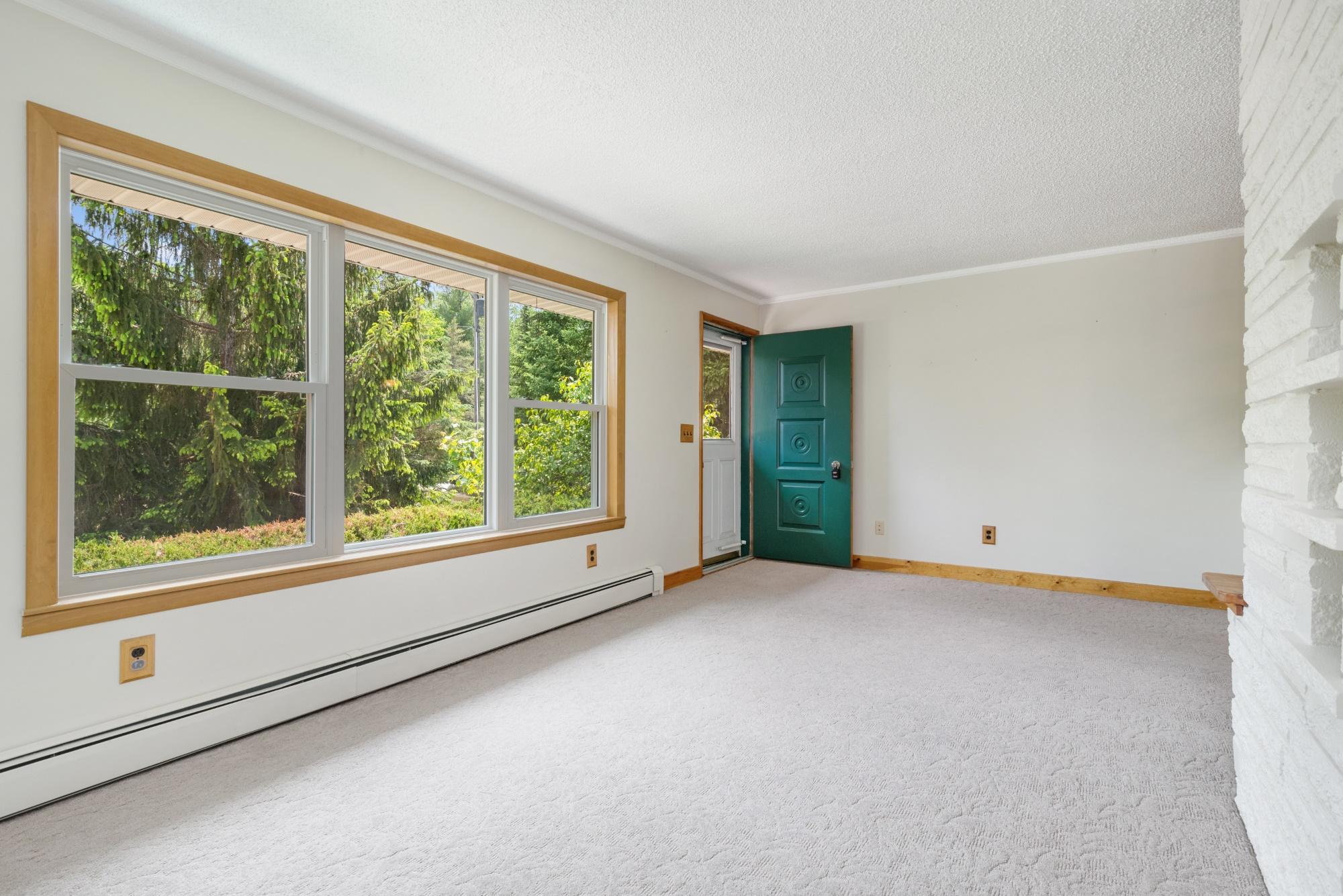 4576 Onaway Road Indian River, MI 49749 - Photo 9 of 22 Gallery Image 9