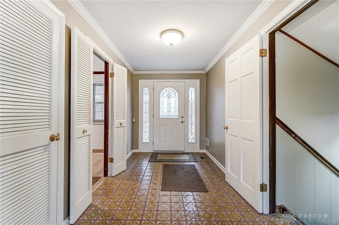 5650 Oak Valley Road Kettering, OH 45440 - Photo 4 of 54 Gallery Image 4