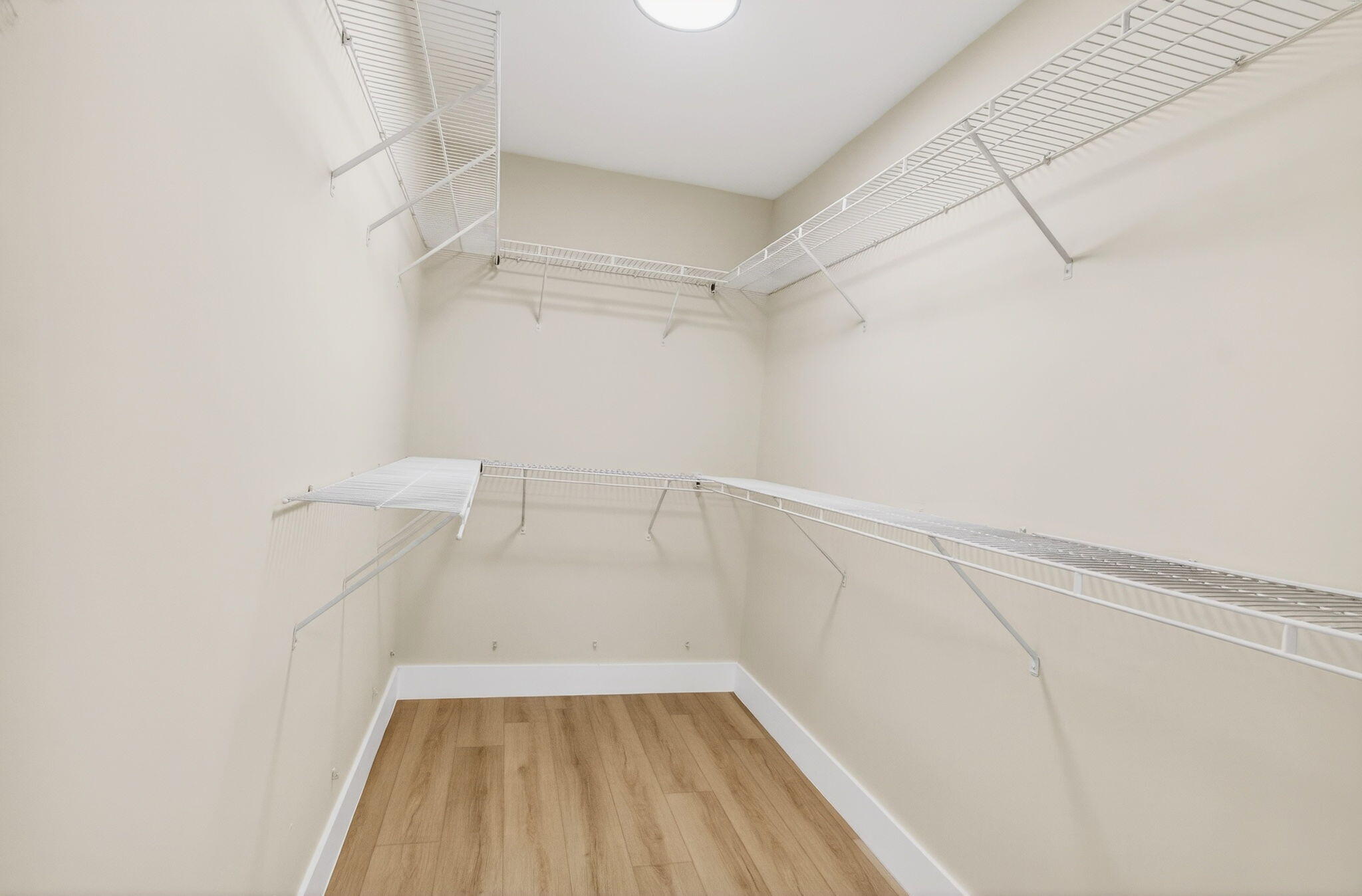 5900 Camino Del Sol, Unit 304 Boca Raton, FL 33433 - Photo 23 of 87 47-web-or-mls-DSC_4525