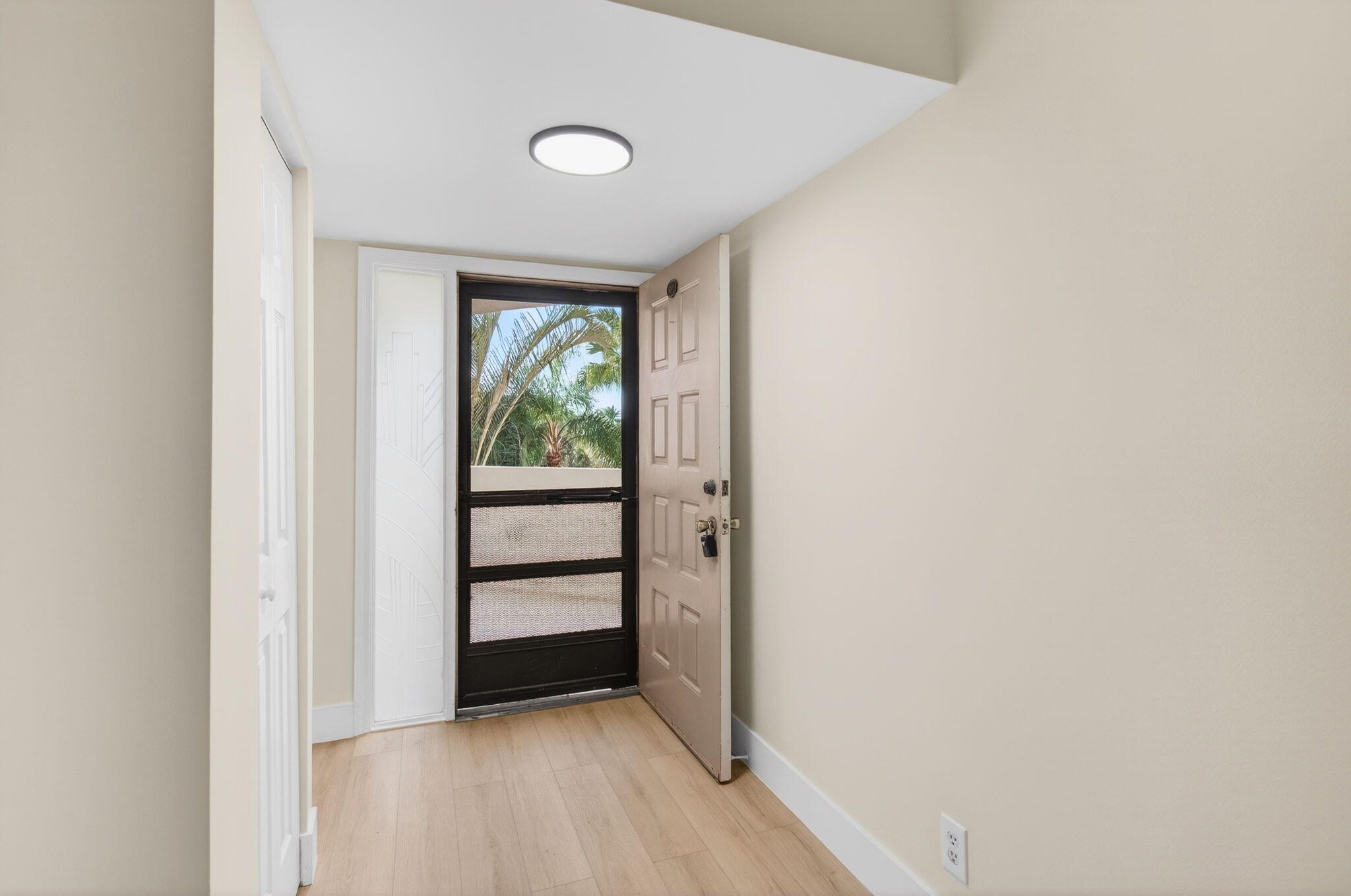 5900 Camino Del Sol, Unit 304 Boca Raton, FL 33433 - Photo 47 of 87 9-web-or-mls-DSC_4208