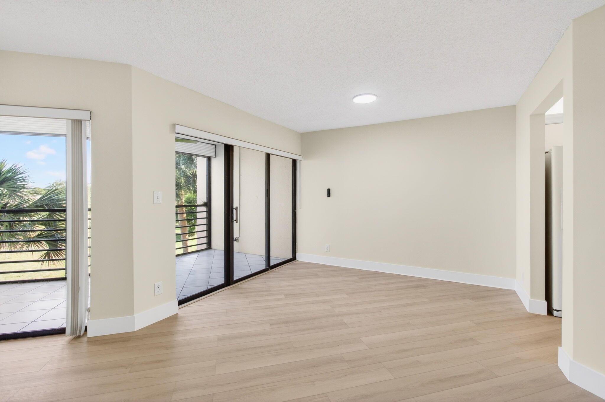 5900 Camino Del Sol, Unit 304 Boca Raton, FL 33433 - Photo 52 of 87 20-web-or-mls-DSC_4308