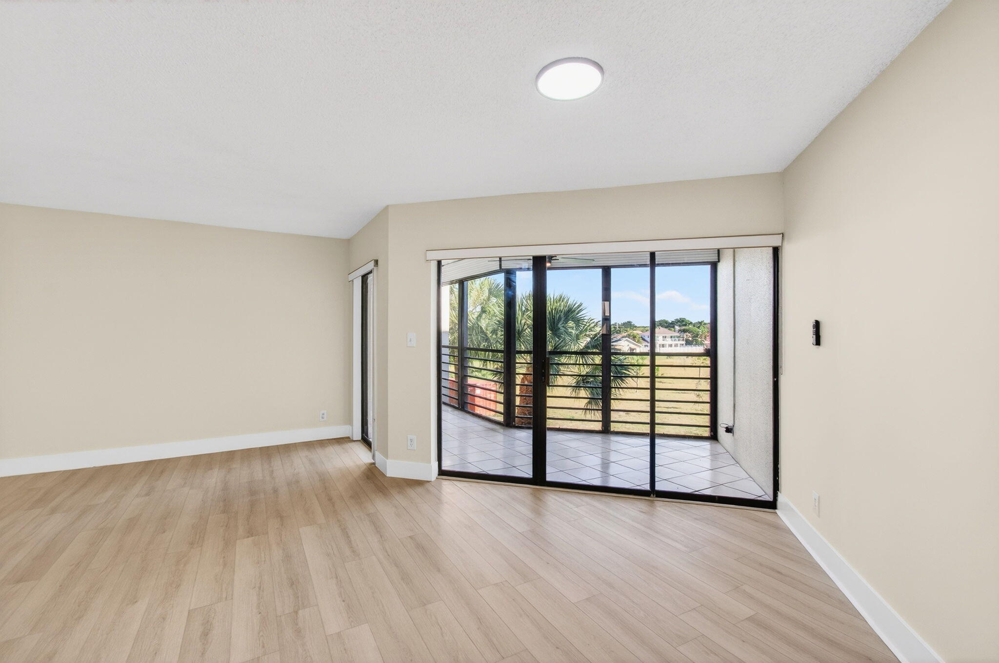 5900 Camino Del Sol, Unit 304 Boca Raton, FL 33433 - Photo 54 of 87 22-web-or-mls-DSC_4323