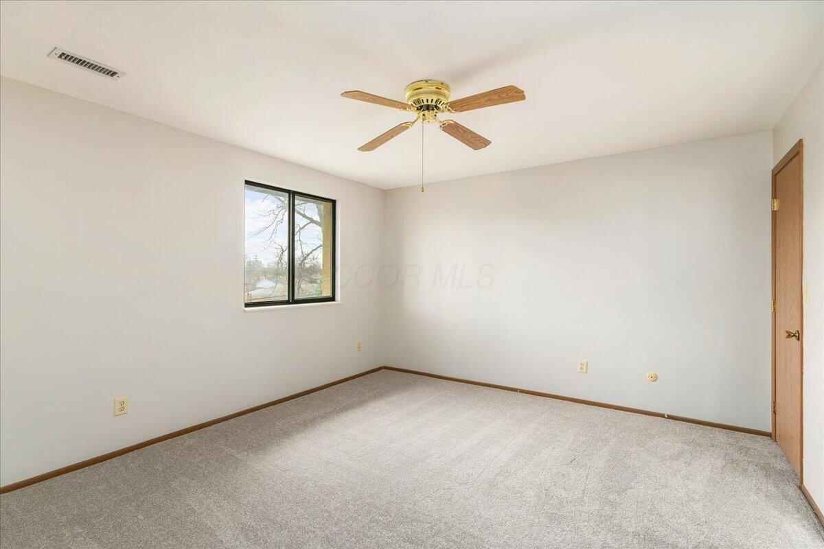 4141 Karl Road, Unit 310 Columbus, OH 43224 - Photo 17 of 25 Primary Bedroom