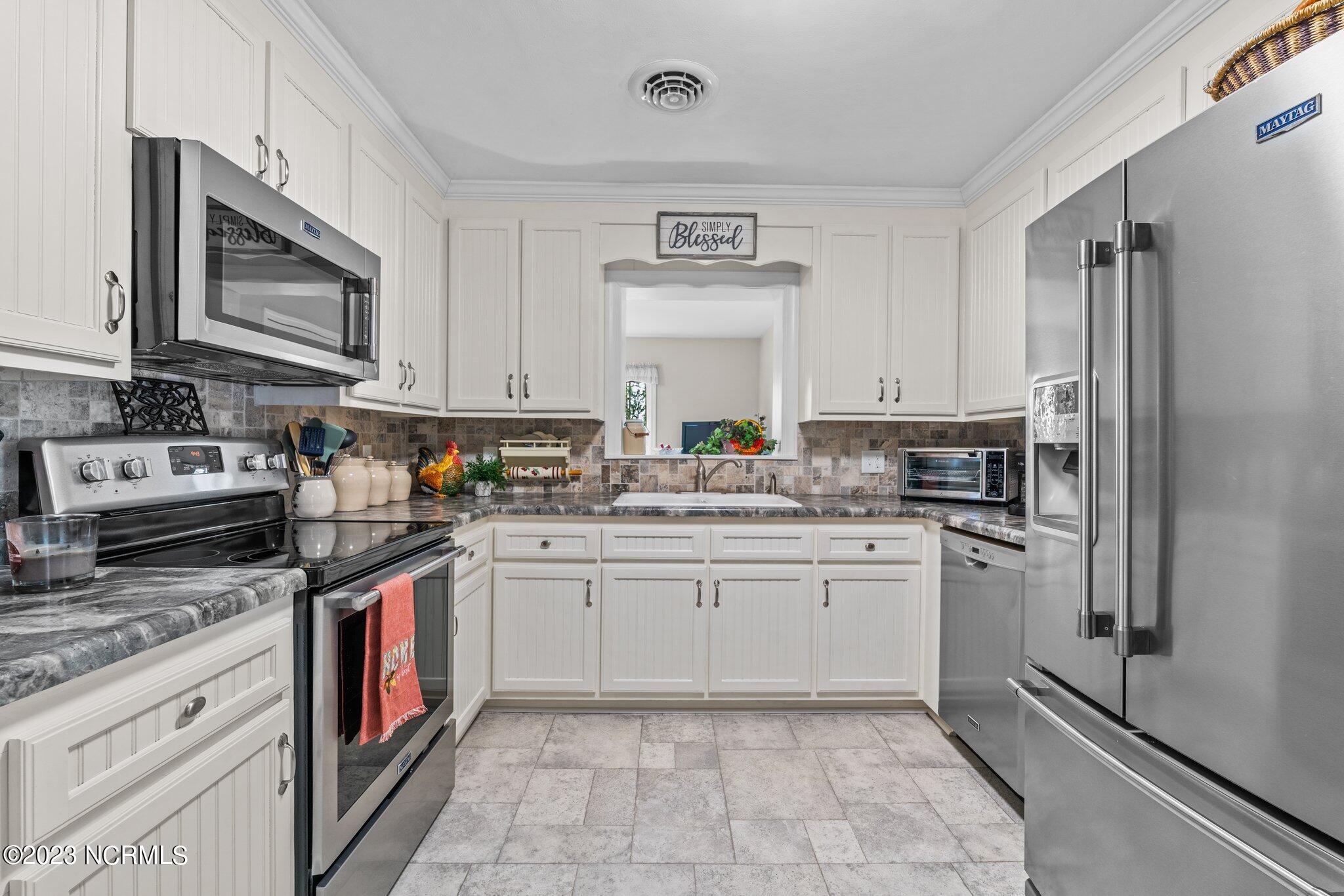 20 Medical Center Road Gates, NC 27937 - Photo 33 of 39 kitchen
