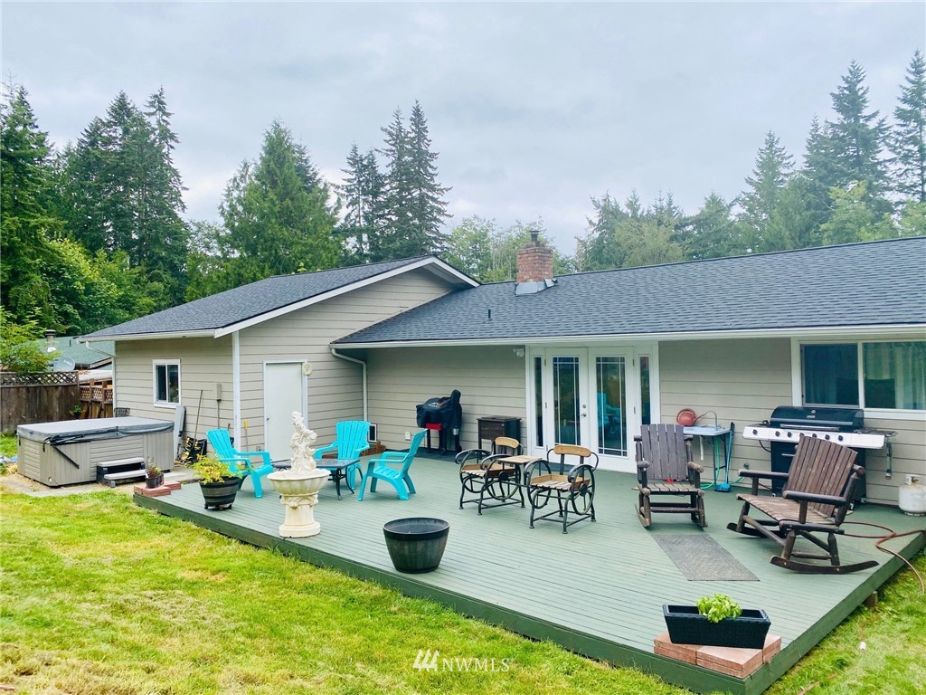 1360 Township Line Road Port Angeles, WA 98362 - Photo 1 of 37 Gallery Image 1