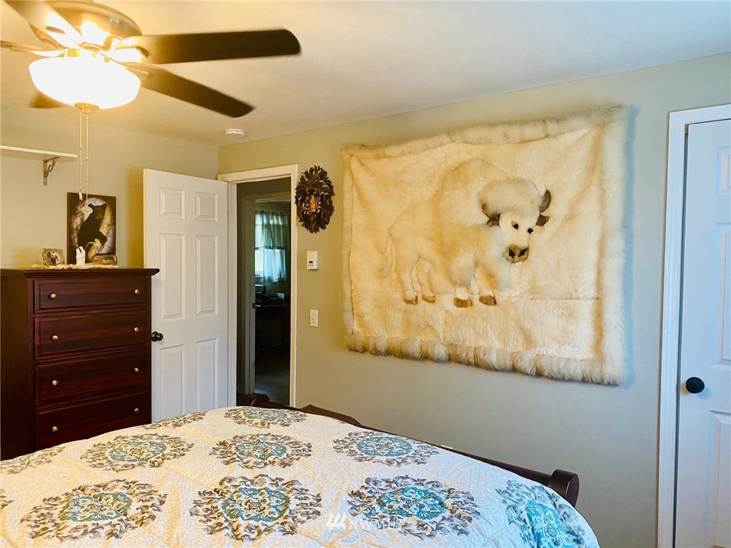1360 Township Line Road Port Angeles, WA 98362 - Photo 22 of 37 Gallery Image 22