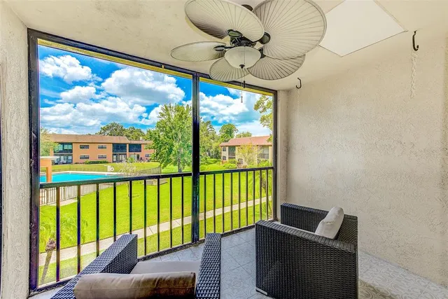 $220,000 | 12900 Vonn Road, Unit E205, Largo, FL 33774