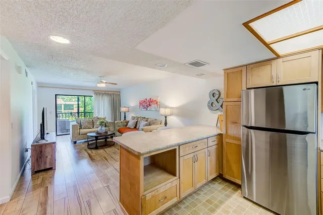 $220,000 | 12900 Vonn Road, Unit E205, Largo, FL 33774