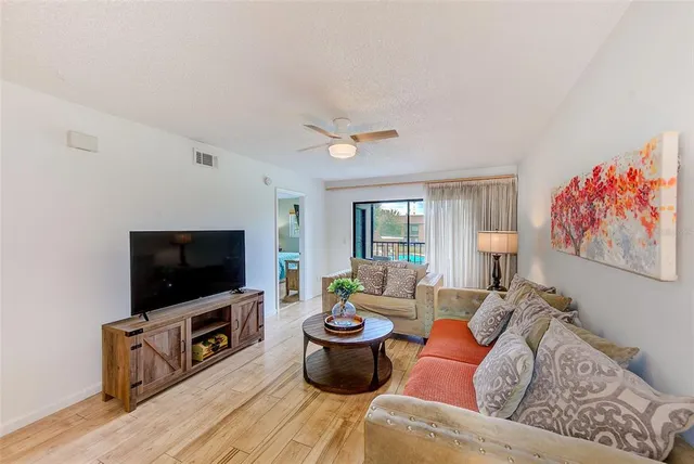 $220,000 | 12900 Vonn Road, Unit E205, Largo, FL 33774