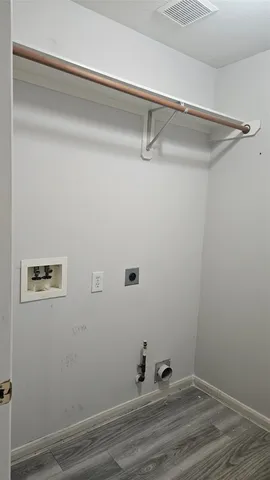 $2,350 | 12114 Dover Meadow, Houston, TX 77070