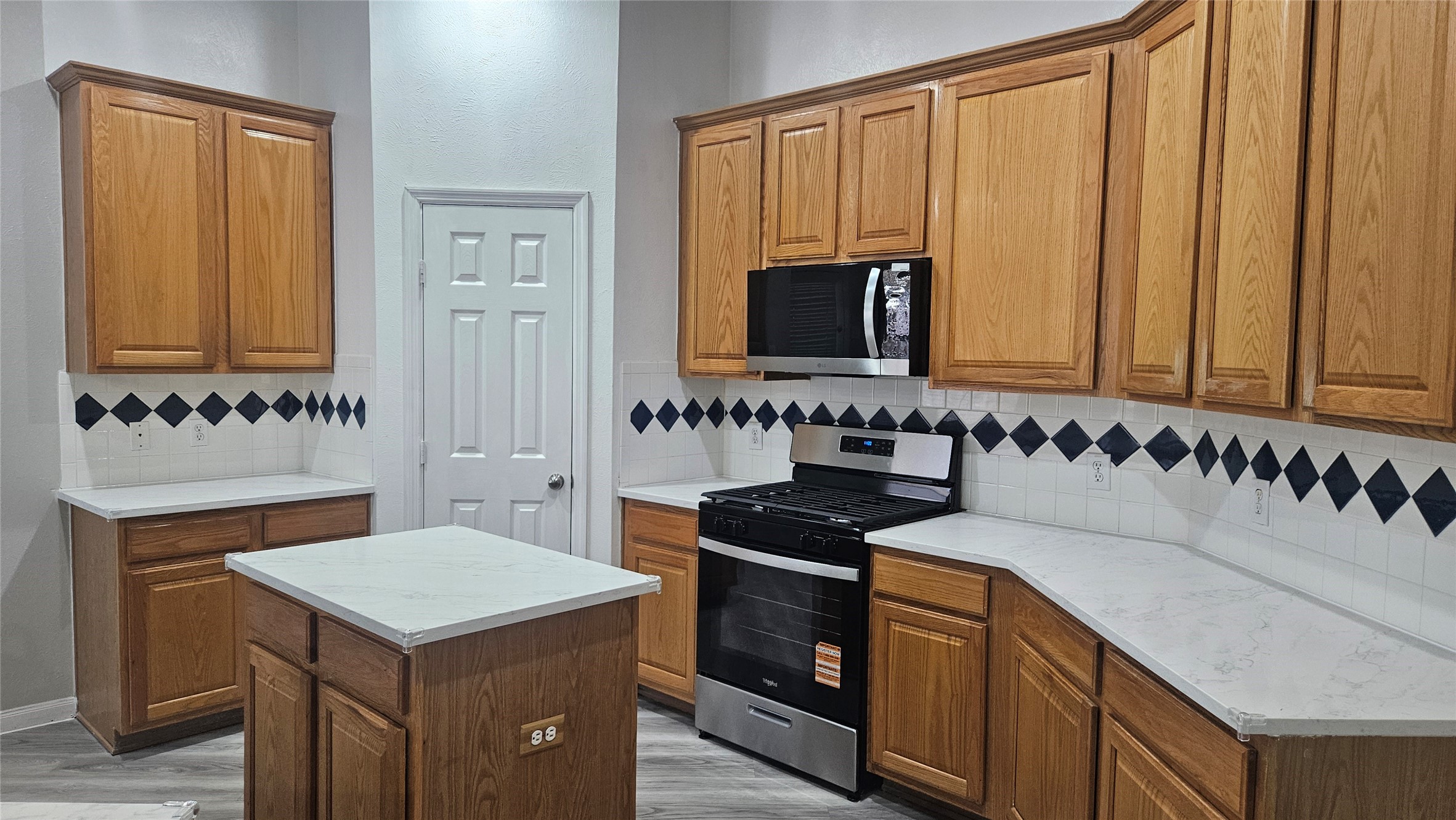 12114 Dover Meadow Houston, TX 77070 - Photo 10 of 21