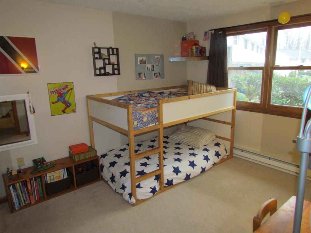 877 Mammoth Road, Unit 7 Manchester, NH 03104 - Photo 14 of 16