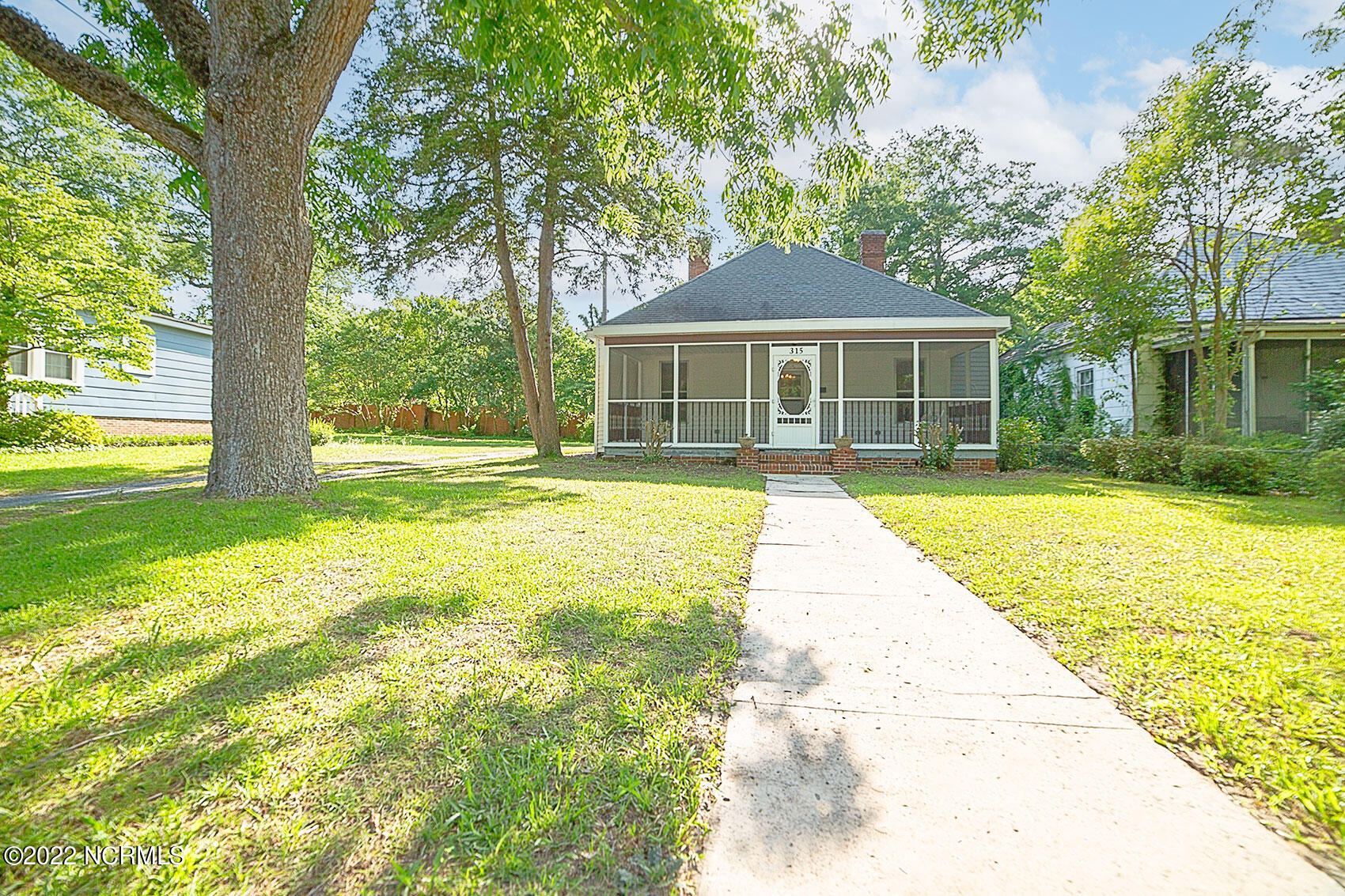 315 Steele Street Rockingham, NC 28379 - Photo 2 of 41 1