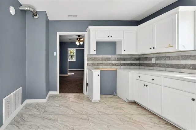 $125,000 | 2200 North 11th Street, Kansas City, KS 66104