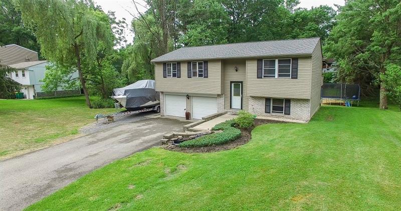 127 Crosslands Road Butler, PA 16002 - Photo 2 of 17
