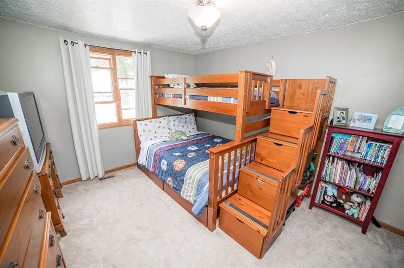 127 Crosslands Road Butler, PA 16002 - Photo 7 of 17