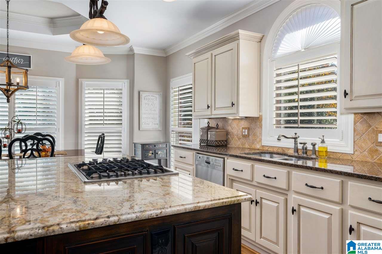 422 Woodward Road Trussville, AL 35173 - Photo 12 of 50
