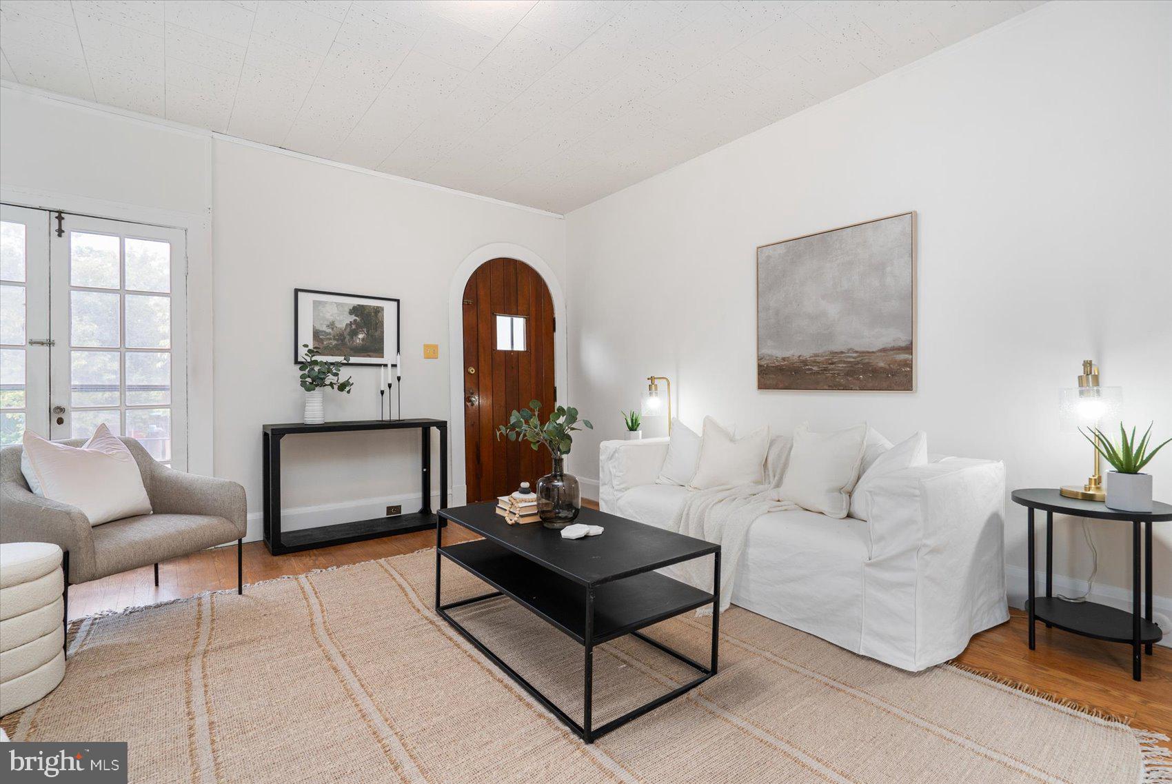 4407 Harcourt Road Baltimore, MD 21214 - Photo 12 of 39