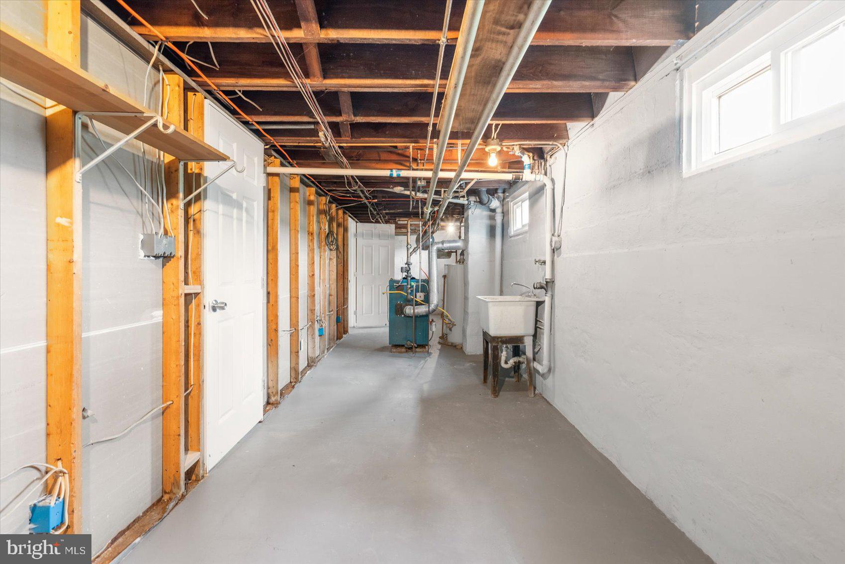 4407 Harcourt Road Baltimore, MD 21214 - Photo 35 of 39