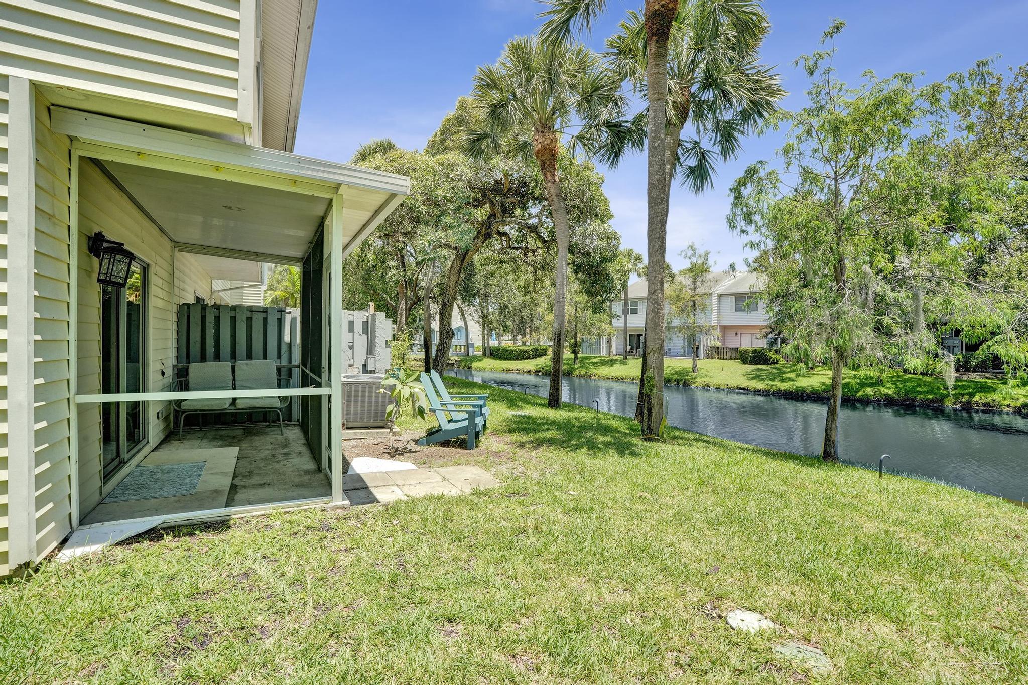 201 Southwest 3rd Street, Unit 201 Pompano Beach, FL 33060 - Photo 26 of 42 DSC02330