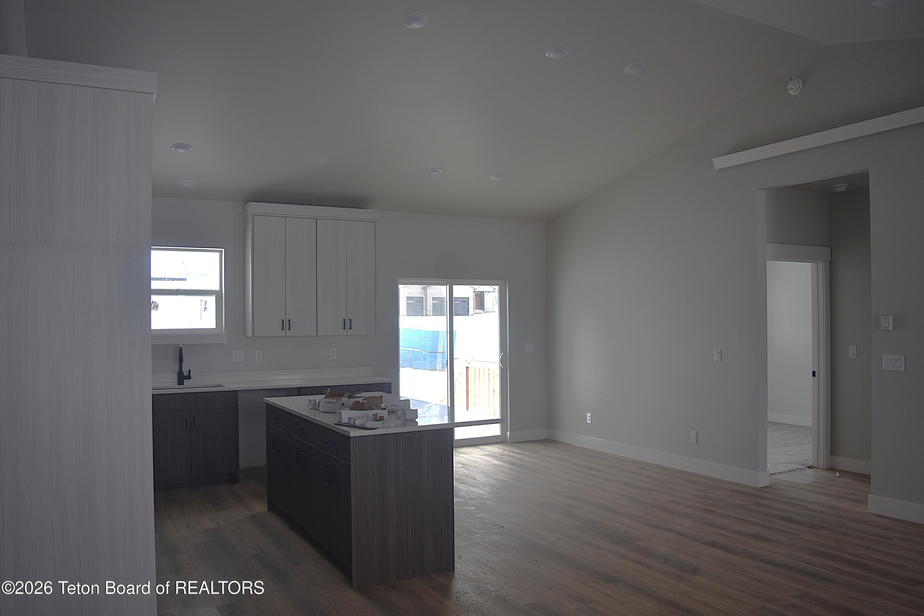 626 Little Greys Loop Etna, WY 83118 - Photo 3 of 16 626 Little Greys Loop Kitchen2