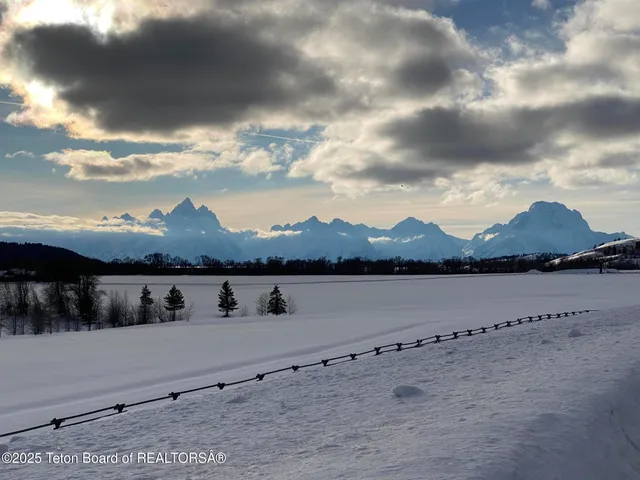 $1,095,000 | 25535 Buffalo Run, Moran, WY 83013