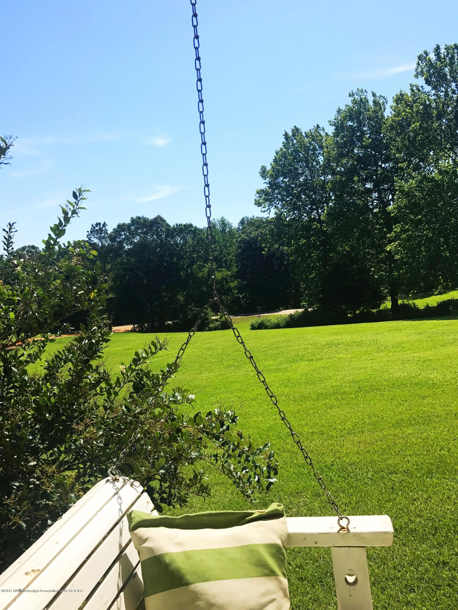 4067 Good Hope Road Batesville, MS 38606 - Photo 10 of 47 IMG_4729