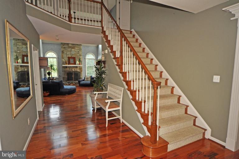10874 Hunter Gate Way Reston, VA 20194 - Photo 22 of 30 Interior (General)