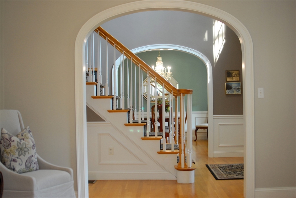 16 Village Road Pepperell, MA 01463 - Photo 11 of 40