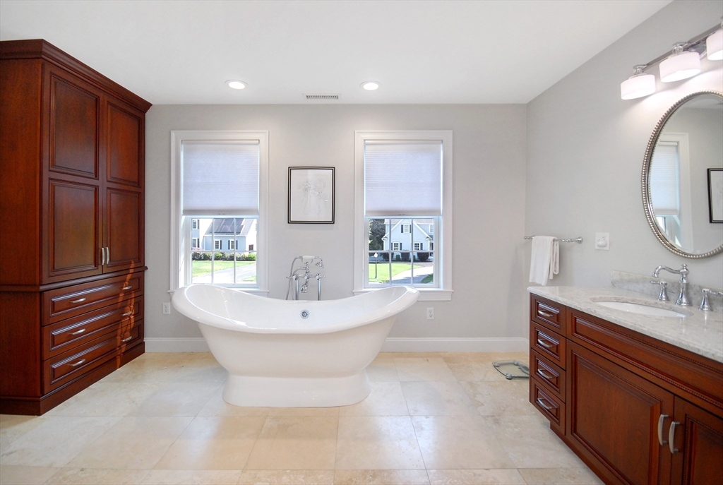 16 Village Road Pepperell, MA 01463 - Photo 16 of 40