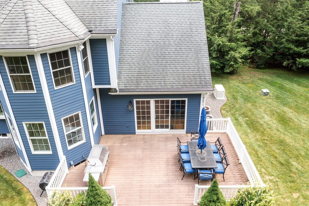 16 Village Road Pepperell, MA 01463 - Photo 36 of 40