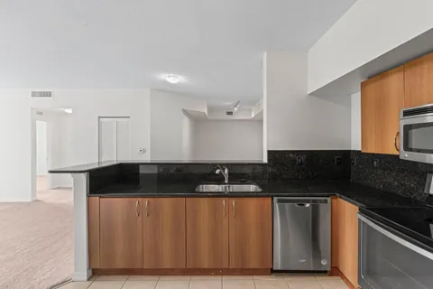 $675,000 | 255 Northeast 3rd Avenue, Unit 2407, Delray Beach, FL 33444
