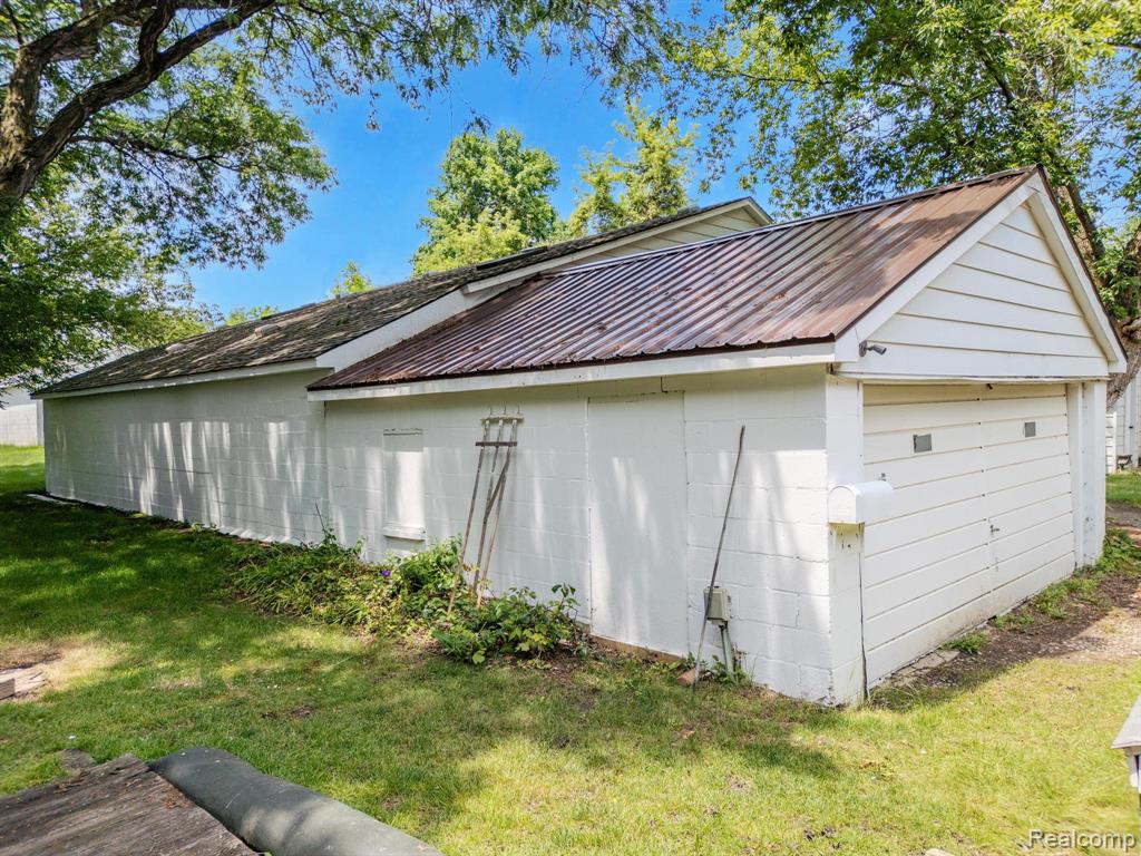 17885 Ridge Road Northville, MI 48168 - Photo 49 of 55