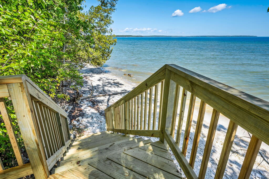 12454 Northern Door Road Ellison Bay, WI 54210 - Photo 5 of 67 Gallery Image 5